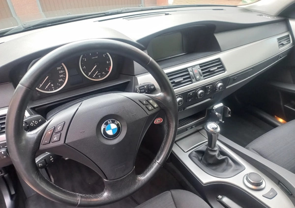 BMW Seria 5 cena 18700 przebieg: 241000, rok produkcji 2006 z Ozimek małe 67